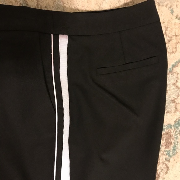 TROUVÉ Black Stretch Crepe Jogger pants. - Picture 2 of 5
